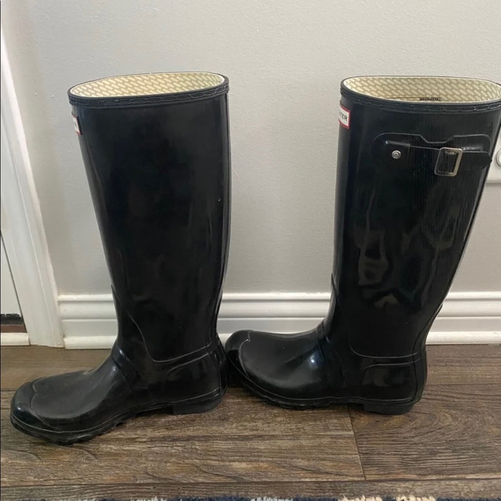 Size 10 Glossy Hunter boots